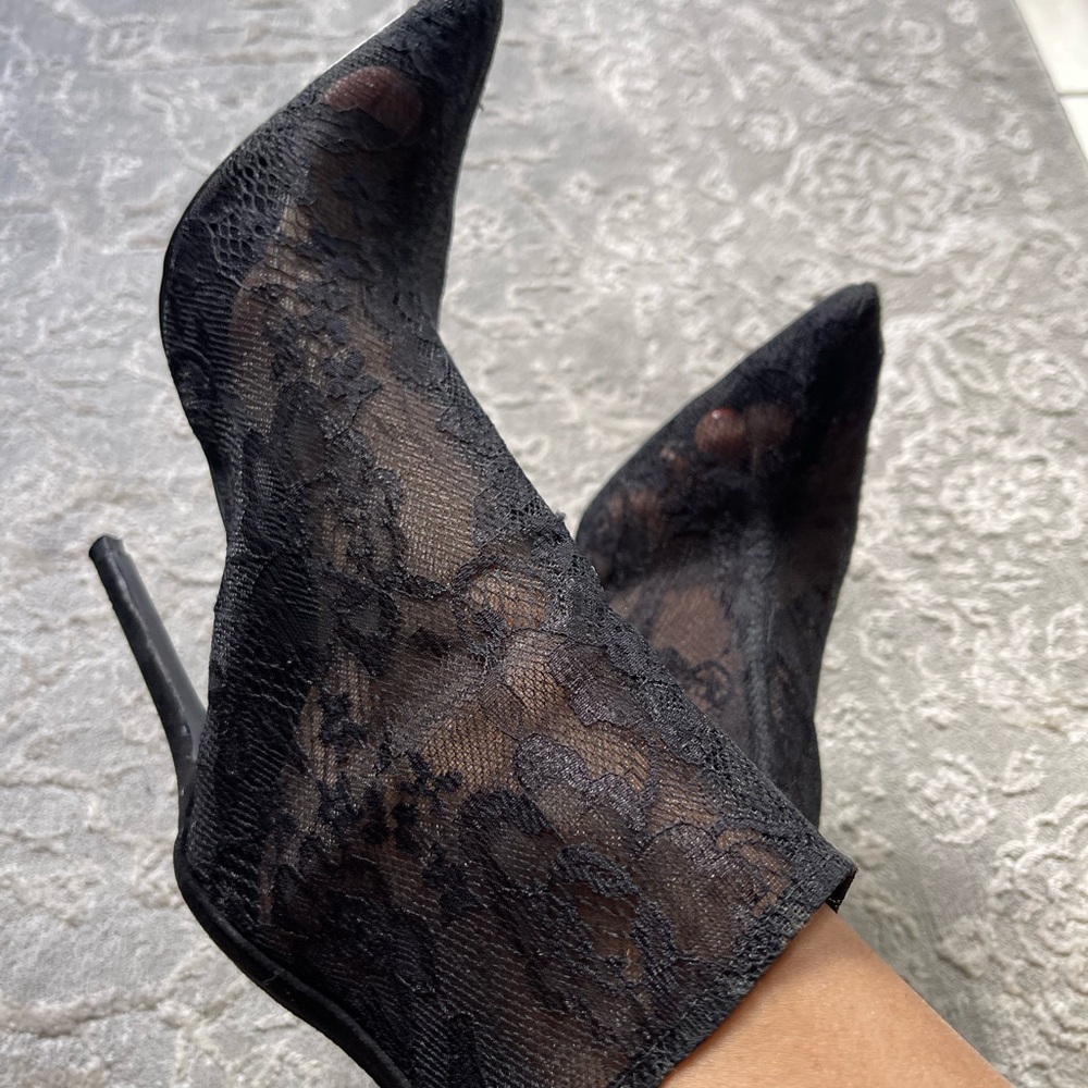 Elegant Black Lace Stiletto Boots